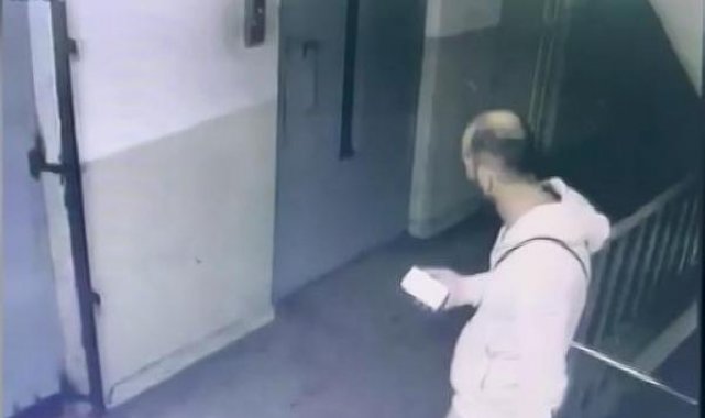 Sultangazi'de iş merkezinde hırsızlık kamerada