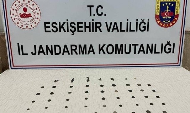 Tarihi eser satmaya çalışan şüpheli jandarma tarafından yakalandı