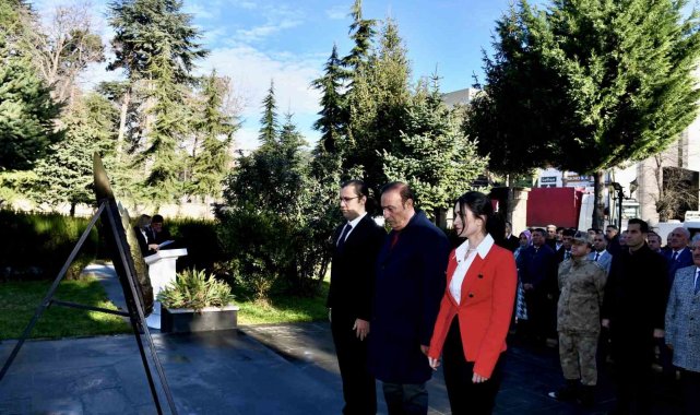 Tatvan'da 24 Kasım Öğretmenler Günü kutlandı