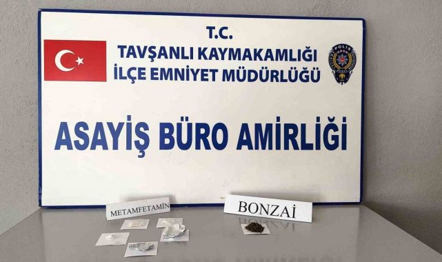 Tavşanlı'da bir araçta uyuşturucu madde ele geçirildi