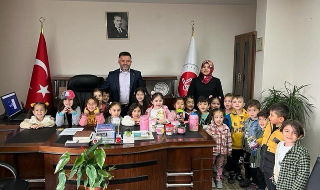 Tomarzalı miniklerden Gazze'ye destek