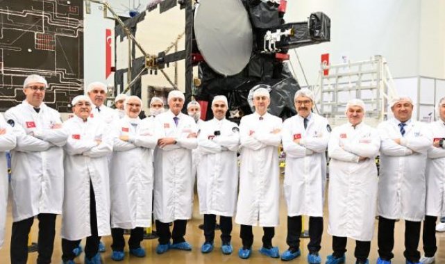 Türksat 6A'nın güneş panellerinin açılım testleri yapıldı
