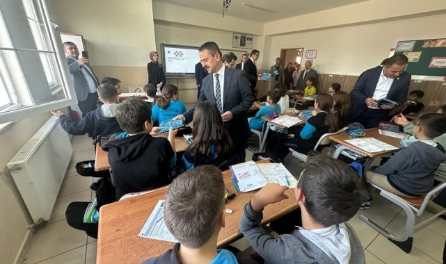 Vali İlhami Aktaş, Balıklıçeşme ve Kozçeşme Okullarında incelemelerde bulundu