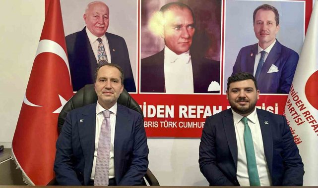 Yeniden Refah Partisi lideri Erbakan, KKTC'de partisinin temsilciliğini açtı