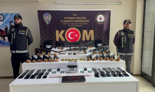 Yolyemezler'in gizli bölmelerde ele geçirilen silahları