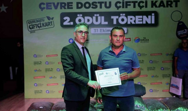 Zirai atıkları otomata attılar ödülü kaptılar