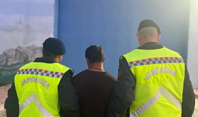 13 yıl hapis cezasıyla aranan şahsı jandarma yakaladı