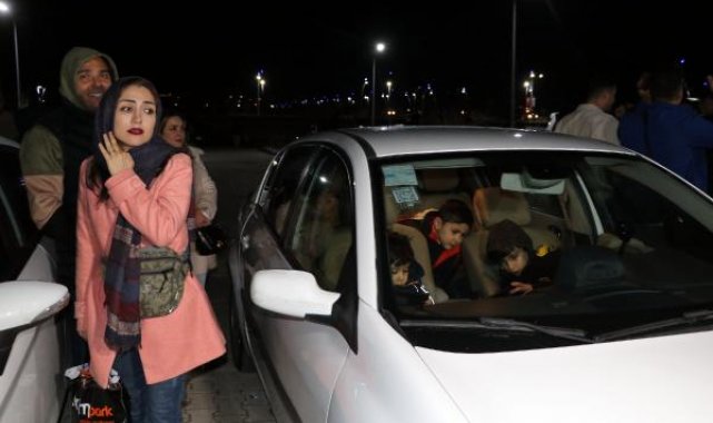 'Ebi'nin konseri için Van'a geldiler, dışarıda kaldılar