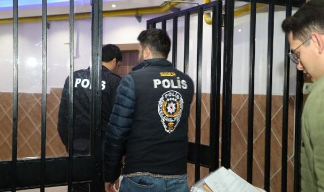 6 ilde yasa dışı bahis ve sanal kumar aracılarına operasyon; 17 gözaltı