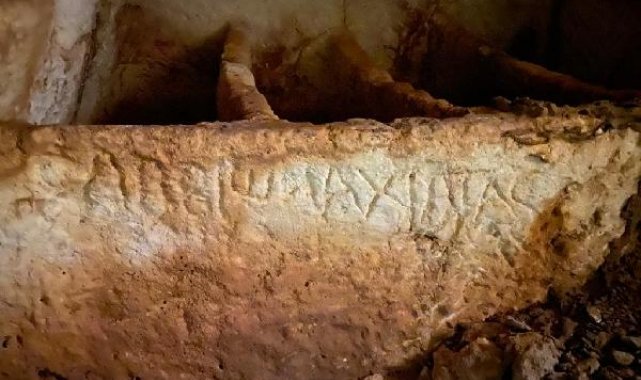 Adıyaman'da 1800 yıllık oda mezar bulundu