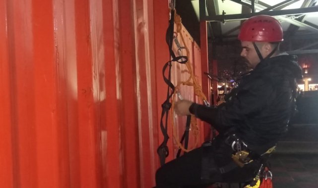 Afet gönüllüleri tecrübeleniyor
