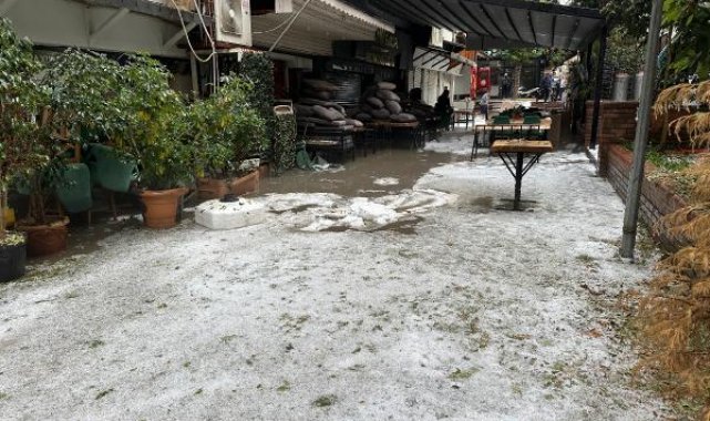Alanya'da dolu ve sağanak etkili oldu