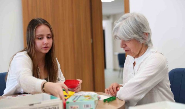 Alzheimer Yaşam Merkezi hem hastalara hem ailelere kolaylık sağlıyor