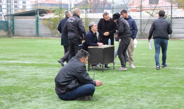 Amasya'da kaçak göçmenleri taşıyan tırın sürücüsü tutuklandı