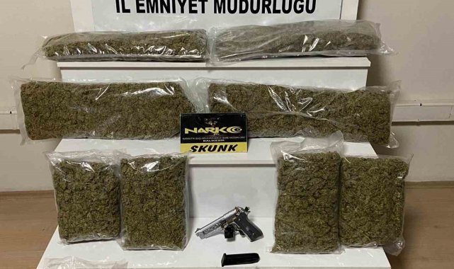 Ambulansla Balıkesir'e uyuşturucu taşırken yakalandılar
