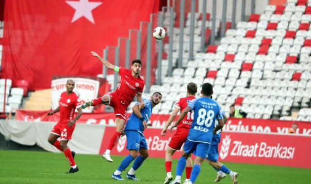 Antalyaspor, kupada zorlanmadan turladı