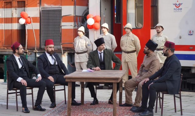 Atatürk'ün Bilecik'e gelişi canlandırıldı