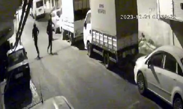 Avcılar'da bir dakikada minibüsü çaldılar