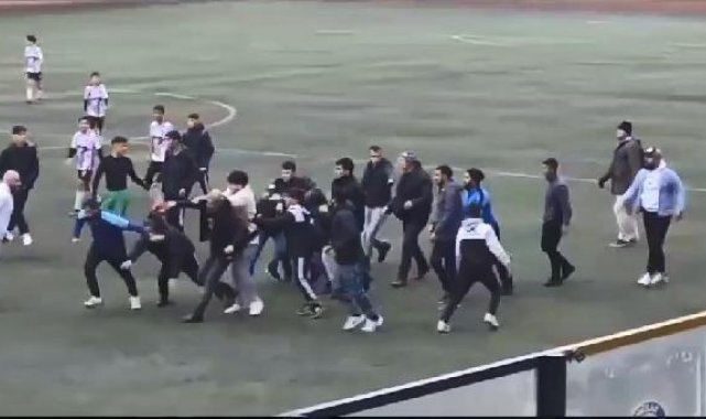 Avcılar'da futbol maçındaki kavgayı polis havaya ateş açarak ayırdı