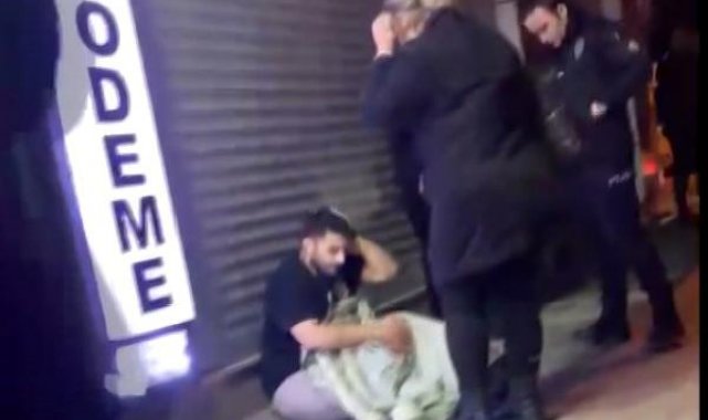 Avcılar'da kız arkadaşına çarpanı uyardı; başından bıçaklandı