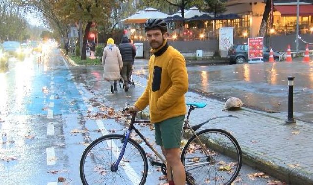 Bağdat Caddesi'ndeki bisiklet yolu tehlike saçıyor