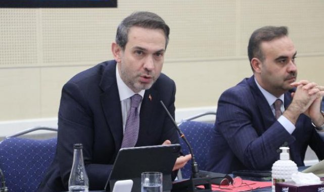 Bakan Bayraktar: Cari açığı ülkemizin gündeminden çıkarmayı hedefliyoruz