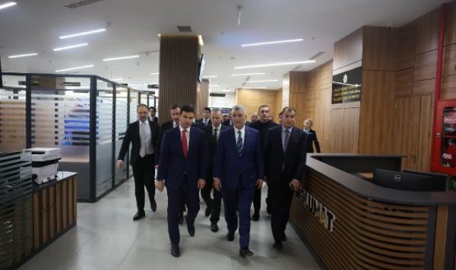Bakan Bolat'tan Azerbaycan'da resmi temaslar