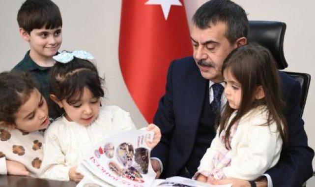 Bakan Tekin, Erzurum'dan gelen özel eğitim ve anaokulu öğrencileriyle bir araya geldi