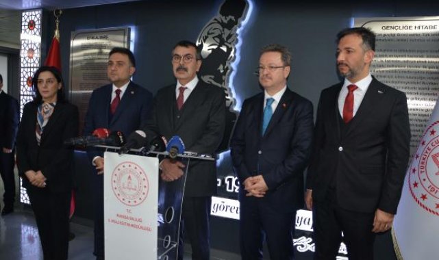 Bakan Tekin: Manisa'da derslik ve öğretmen ihtiyacı açısından sorun kalmayacak