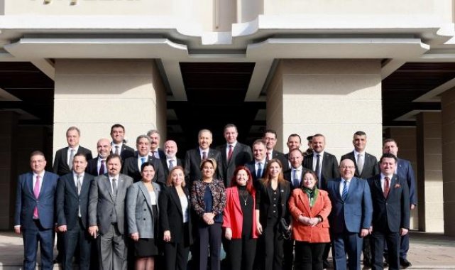 Bakan Yerlikaya, TBB Başkanı Sağkan ve beraberindeki heyetle görüştü