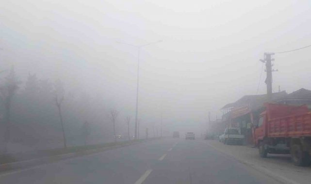 Balıkesir'de yoğun sis etkili olmaya devam ediyor