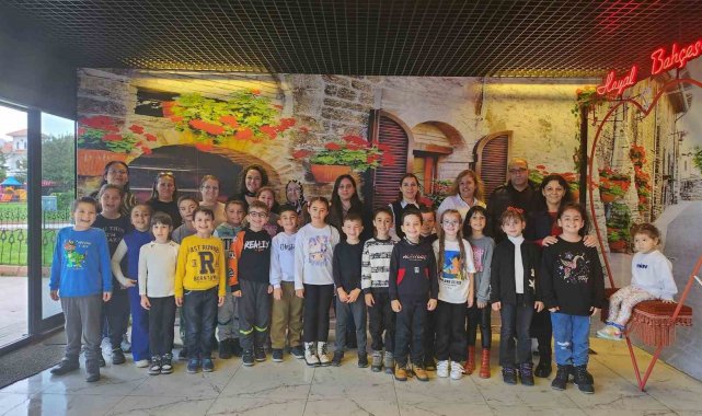 Bandırma'da öğrenciler hem eğleniyorlar hem de öğreniyorlar