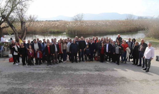 Başkan Aras, muhtarlarla buluştu