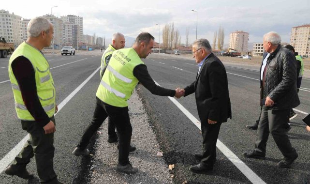 Başkan Büyükkılıç, OSB'ye ulaşımda nefes olacak yeni yolu trafiğe açtı
