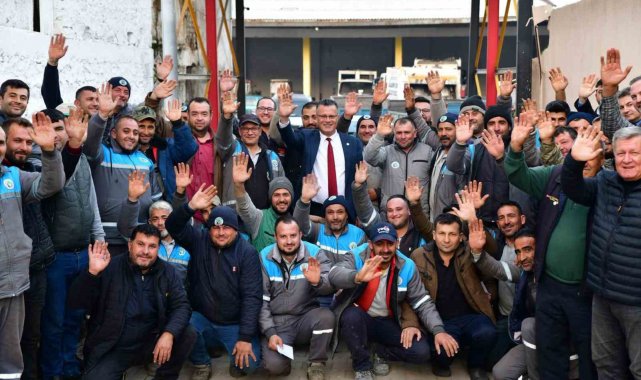 Başkan Öküzcüoğlu'ndan işçilerin yüzünü güldüren sürpriz