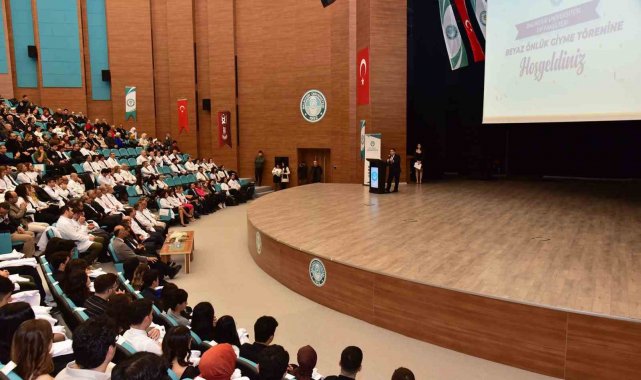 BAÜN'de, Geleceğin Hekimleri beyaz önlüklerini giydi