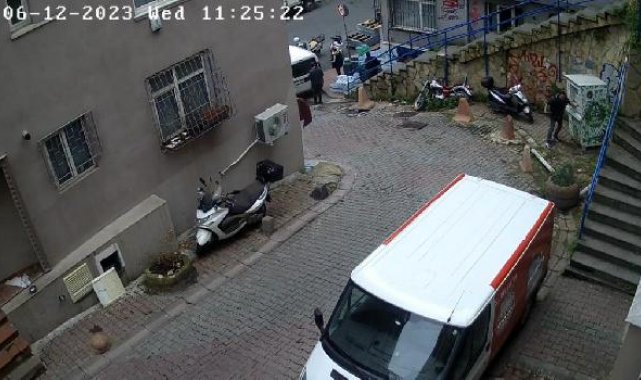 Beyoğlu'nda 12 saat süren hırsızlık