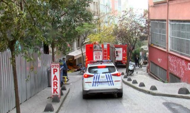 Beyoğlu'nda apart otelde yangın