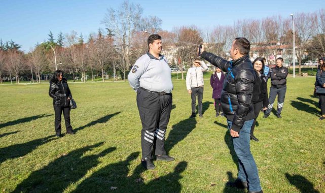 Biber gazının etkisini önce kendileri test etti
