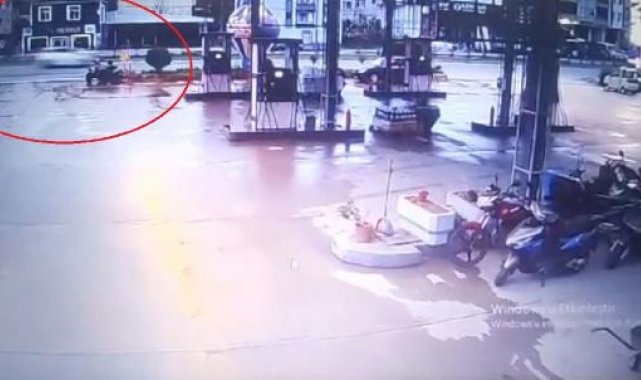 Bisikletlinin öldüğü kaza kamerada