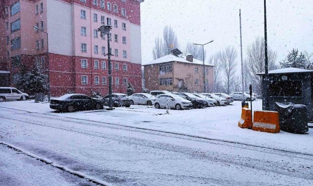 Bitlis'te kar yağışı