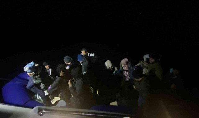 Bodrum'da 35 düzensiz göçmen kurtarıldı, 19 düzensiz göçmen yakalandı
