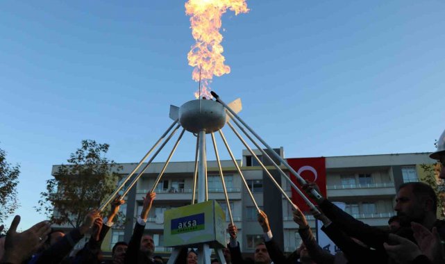 Bozova'da doğalgazın ilk meşalesi yakıldı