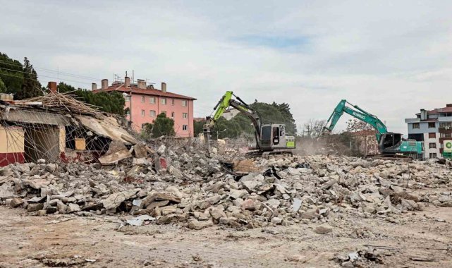 Buldan'a geç kalan yatırımlar Büyükşehir ile çözülüyor