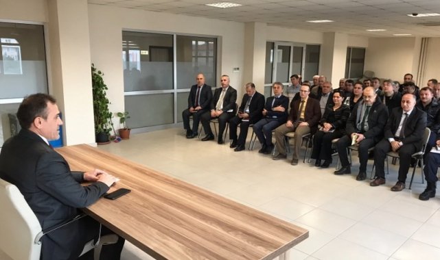 Burhaniye Kaymakamı Memiş, muhtarlarla toplantı yaptı
