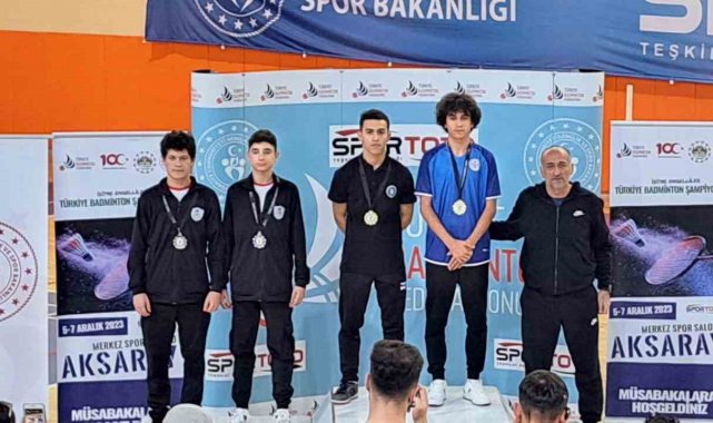 Bursa Büyükşehir Belediyesporlu Mert Nurettin Aydın'dan Türkiye Şampiyonası'nda 2 madalya