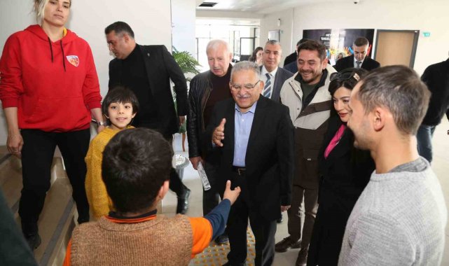 Büyükkılıç'tan öğrencilere ziyaret
