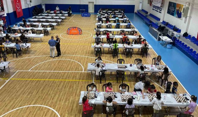 Büyükşehir'den 25 Aralık Kurtuluş Kupası Satranç Turnuvası