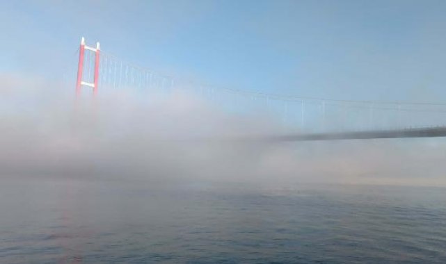 Çanakkale Boğazı'nda gemi trafiği çift yönlü askıya alındı