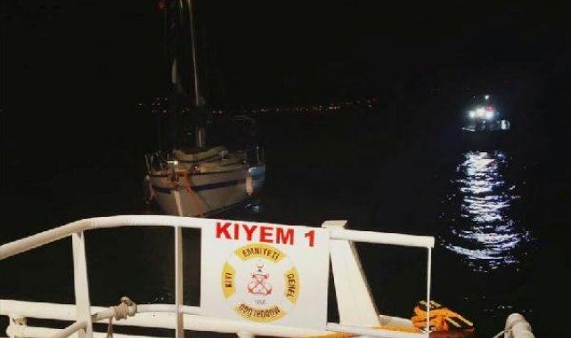 Çanakkale Boğazı'nda sürüklenen yelkenli Eceabat'a çekildi